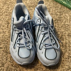 light blue adidas sneakers size 8.5